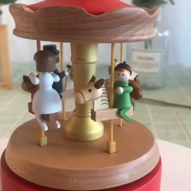 Amazon.com: LILYXIN Carousel Music Box, Handmade Wooden Merry-Go